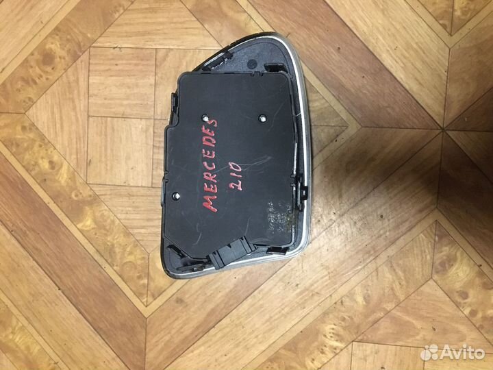 Блок управления Сиденьем Mercedes W210