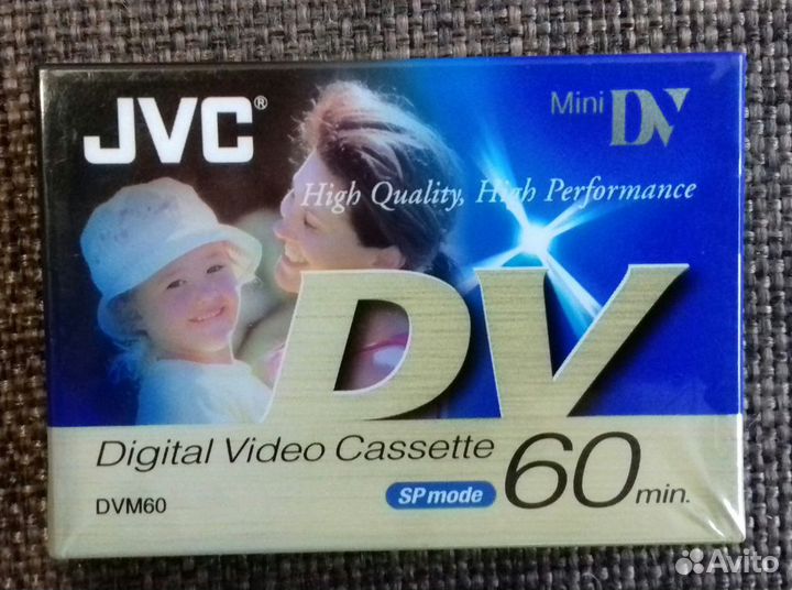 Видеокассеты miniDV VHS-C