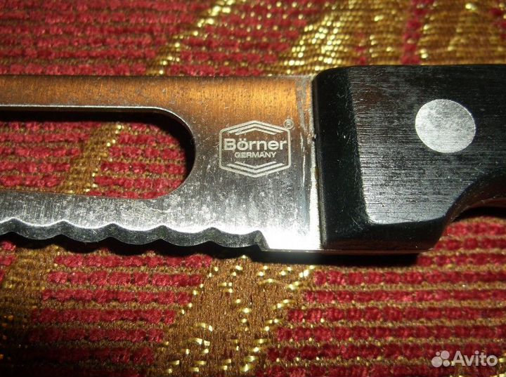 Кухонный нож для сыра