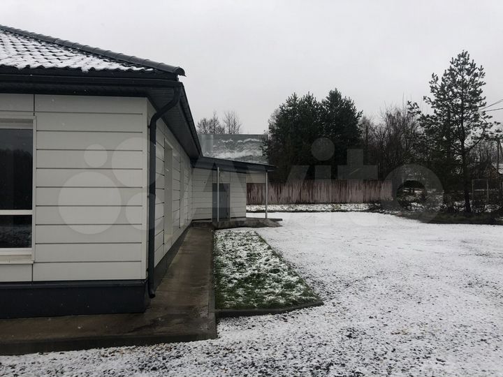 Коттедж 261,1 м² на участке 14 сот.