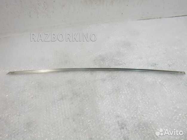 Молдинг стекла двери задней левой