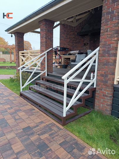 Крыльцо металлическое. Козырек под ключ