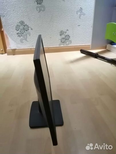 Монитор HP 22y Display