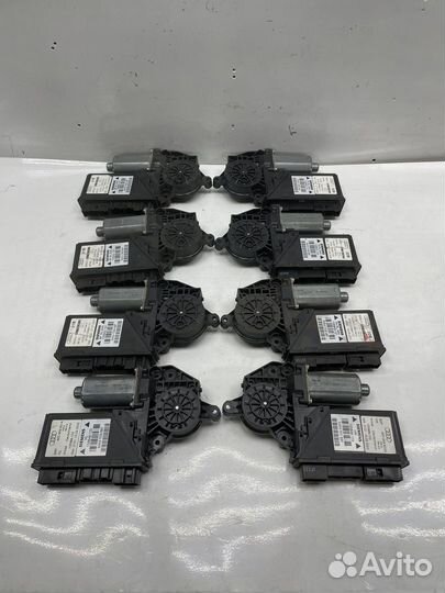 Моторчик стеклоподъемника перед/зад R/L Audi A4 B6