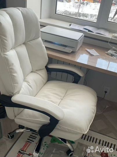 Компьютерное офисное кресло с массажем (новые)