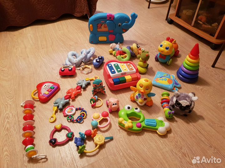 Развивающие игрушки пакетом