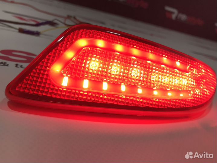 Катафоты Toyota Camry 50