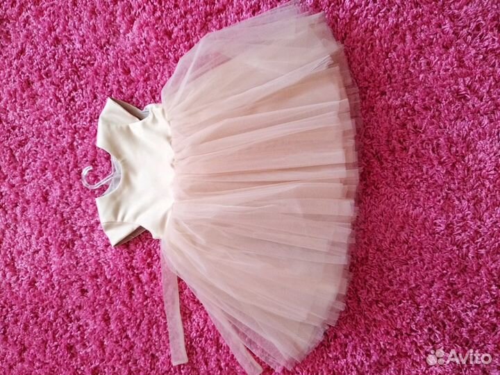 Праздничное платье для маленькой принцессы