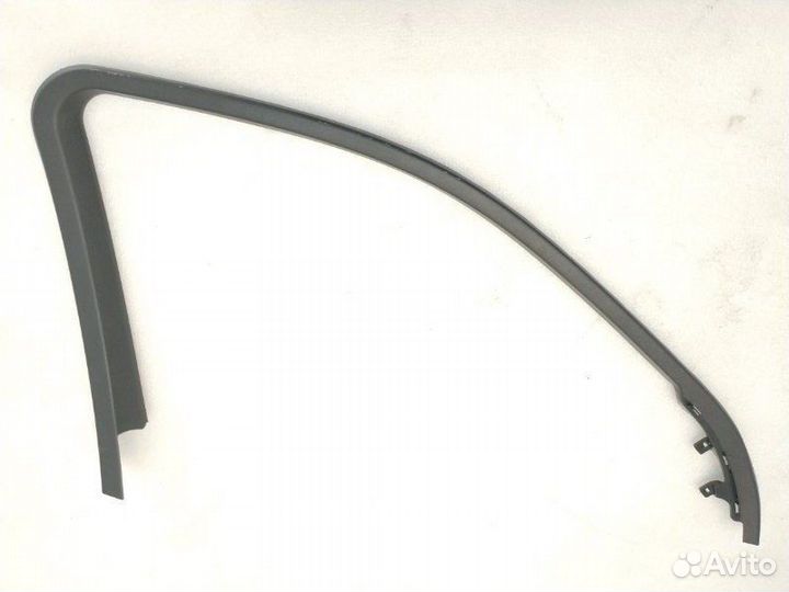 Накладка двери передняя левая Mercedes-Benz