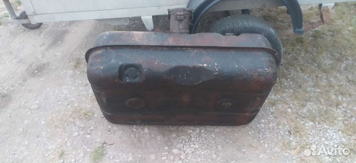 Топливный бак