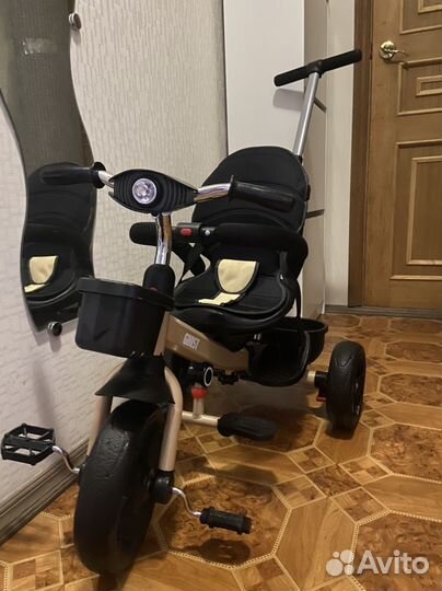 Детский трехколесный велосипед