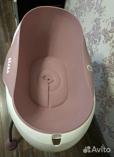 Ванночка и пеленальный столик Beaba