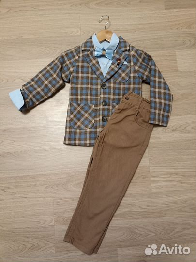 Костюм 110