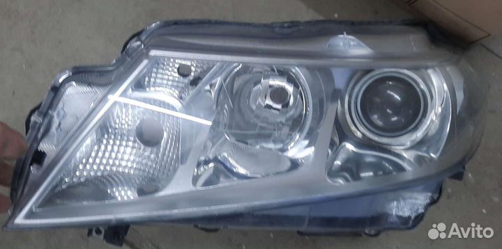 Фара Suzuki grand vitara 2