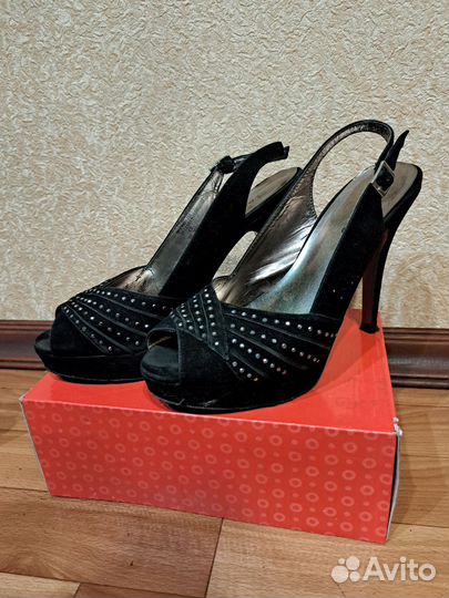 Босоножки женские 39 размер