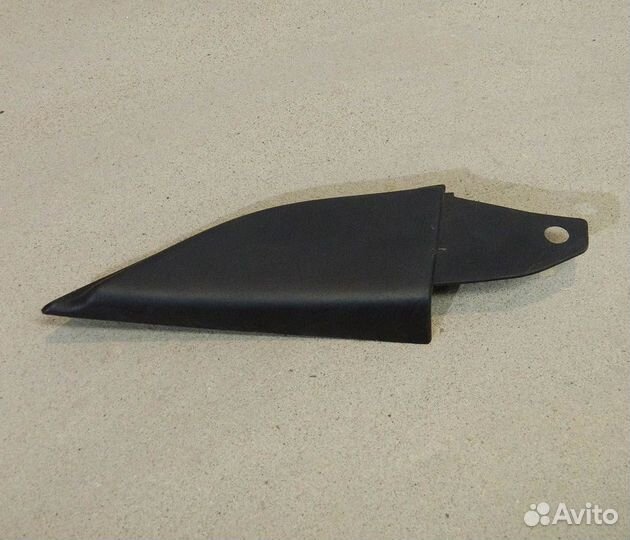 Крышка зеркала внутренняя левая Ford Escape 03г