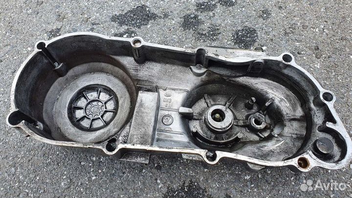 Крышка вариатора Honda Lead-90 (HF05)