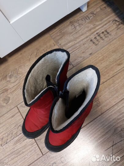 Сапожки зимние (дутики) как новые