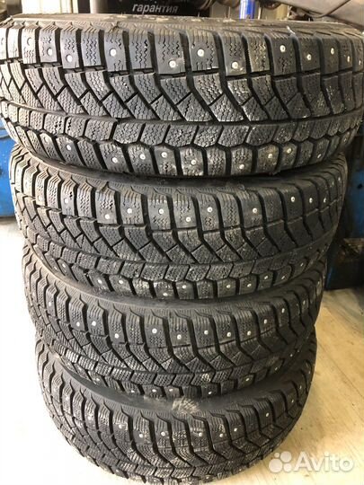 Viatti Brina Nordico V-522 175/65 R14 82T