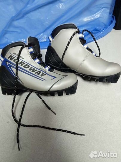 Лыжные ботинки детские