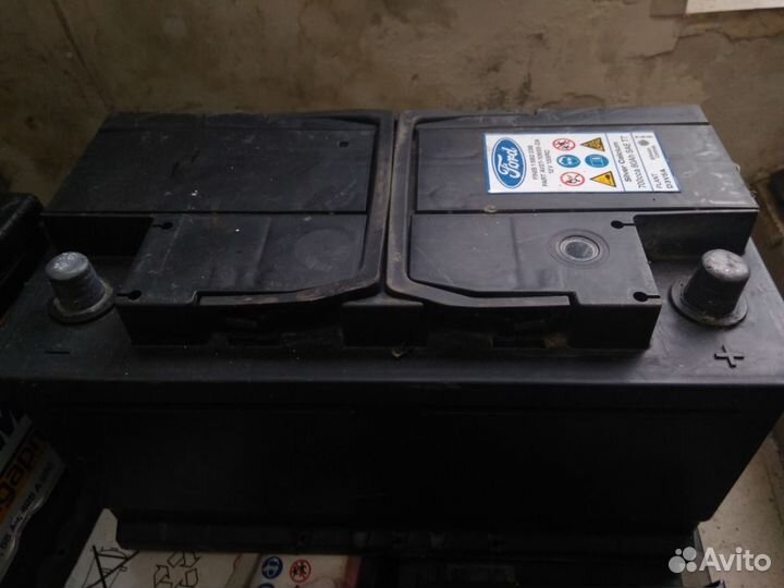 80Ач аккумулятор б/у Ford