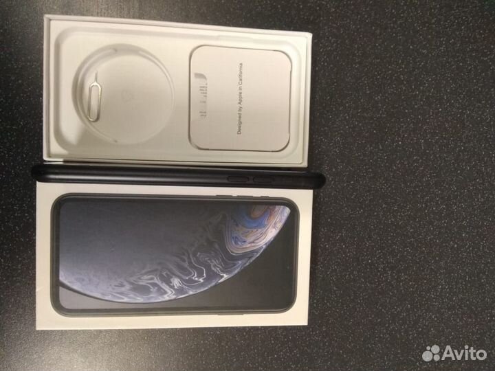 iPhone Xr, 128 ГБ