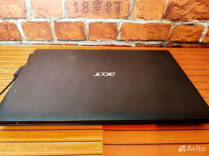 Acer Aspire 5552 - Athlon X2 \ 3 Озу \ SSD