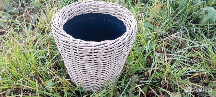 Кашпо для цветов