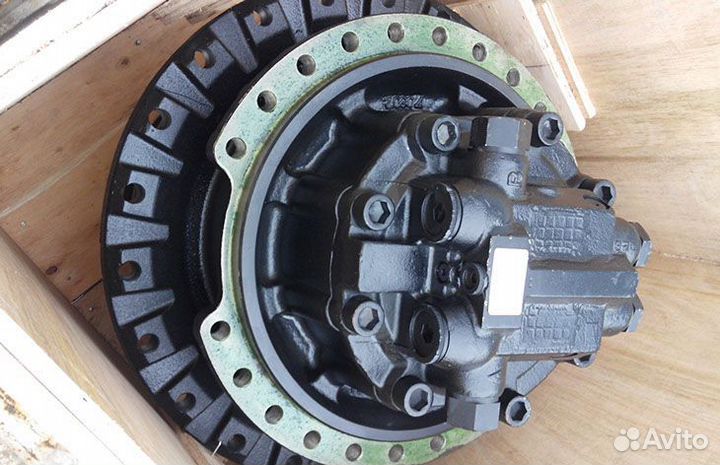 Редуктор хода с мотором Hitachi ZX330