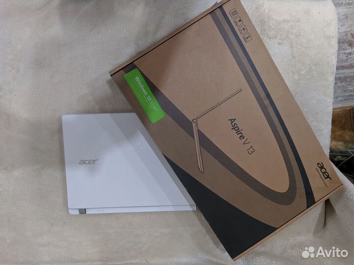 Ультрабук Acer Aspire V13