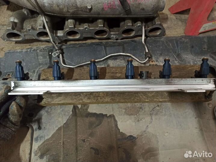 Топливные форсунки Вольво S80