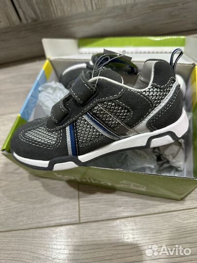 Кросовки новые kapika 25