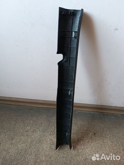 Внутренняя накладка порога правая kia rio 3