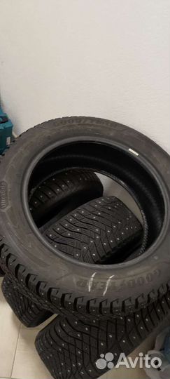 Goodyear UltraGrip Arctic 2 225/55 R17 101T