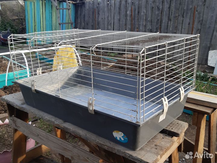 Клетка для декоративного кролика и морских свинок