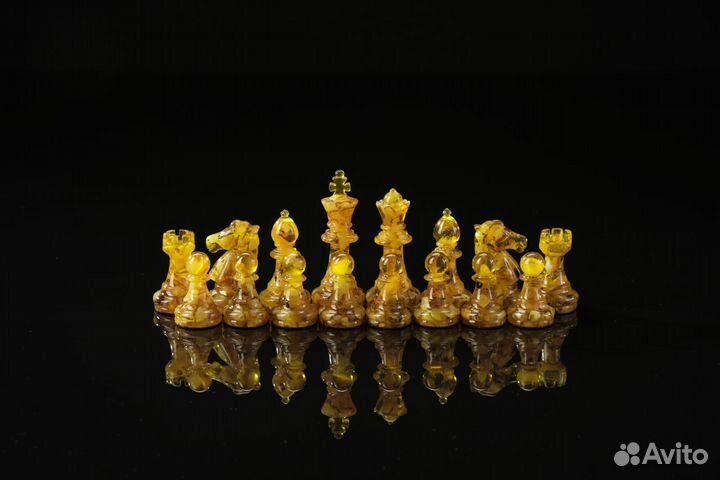 Янтарные шахматы. Фигуры из Янтаря. Янтарь. CF003