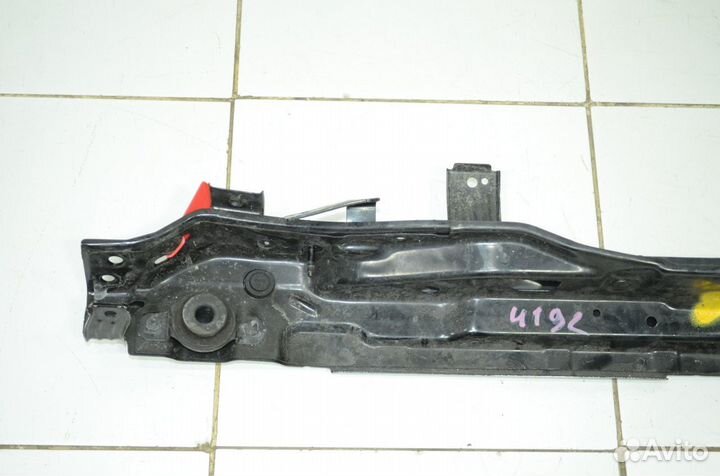 Верхняя планка суппорта радиатора Kia Optima JF