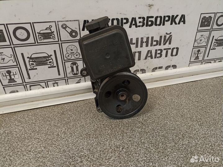 Насос гидроусилителя для Mercedes Benz W211