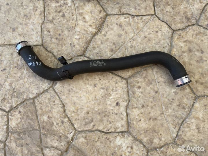 Патрубок радиатора верхний Mercedes E-Class W211