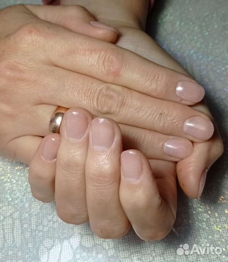 Маникюр и педикюр