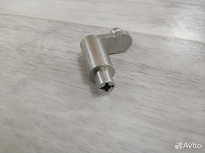 Рычаг привода заслонок Mazda