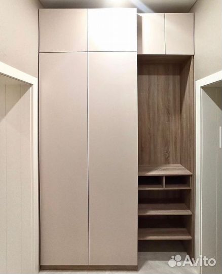 Шкаф от производителя R 589