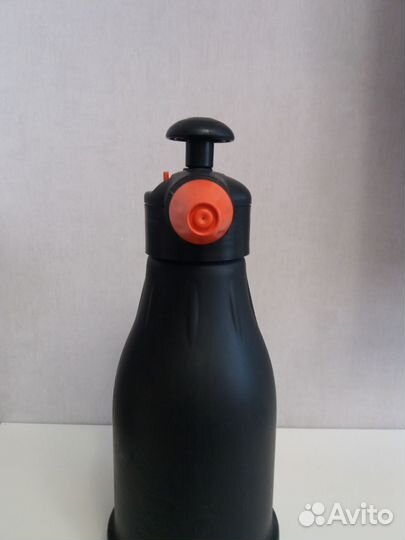 Опрыскиватель садовый ручной