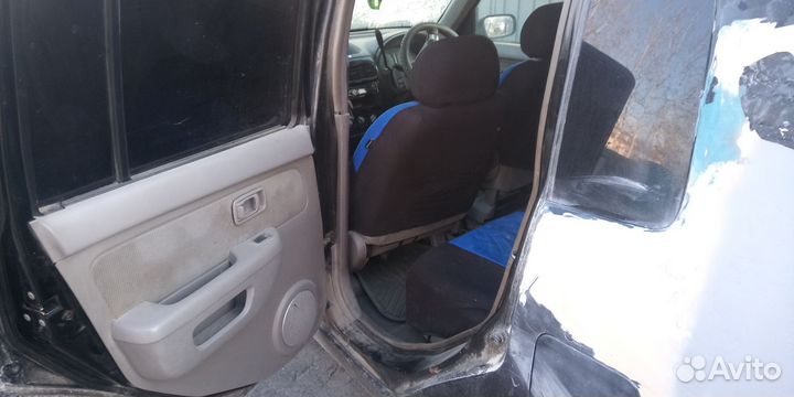 Nissan Cube 1.3 AT, 2001, 300 000 км