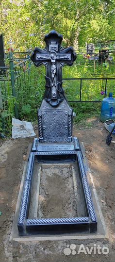 Крест надгробный мрамор Памятник