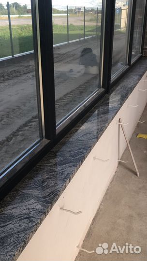 Подоконники гранитные