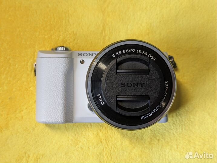 Sony Alpha a5100 + объектив 16-50 mm (пробег 2300)