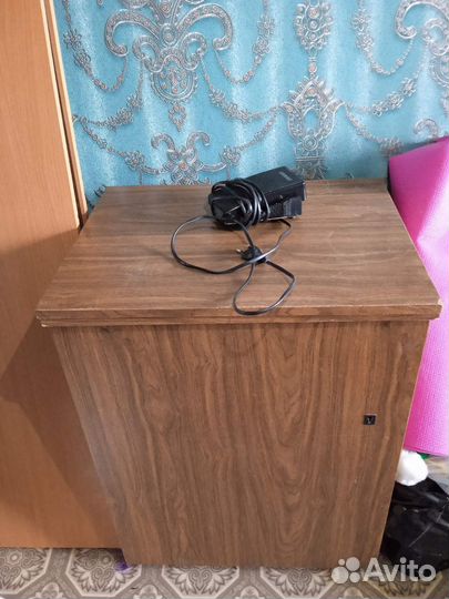 Швейная машинка чайка 143