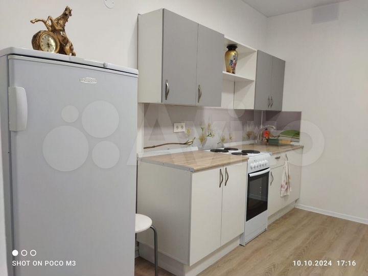 2-к. квартира, 60 м², 4/17 эт.