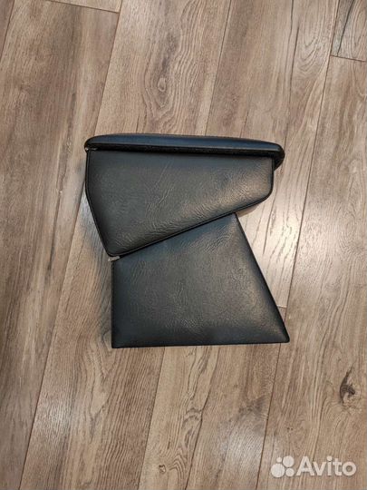 Подлокотник LADA kalina